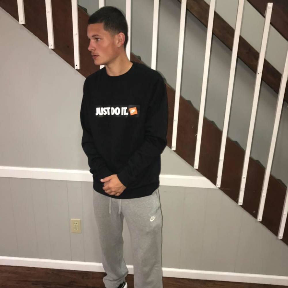 Meet your Posher, Sean